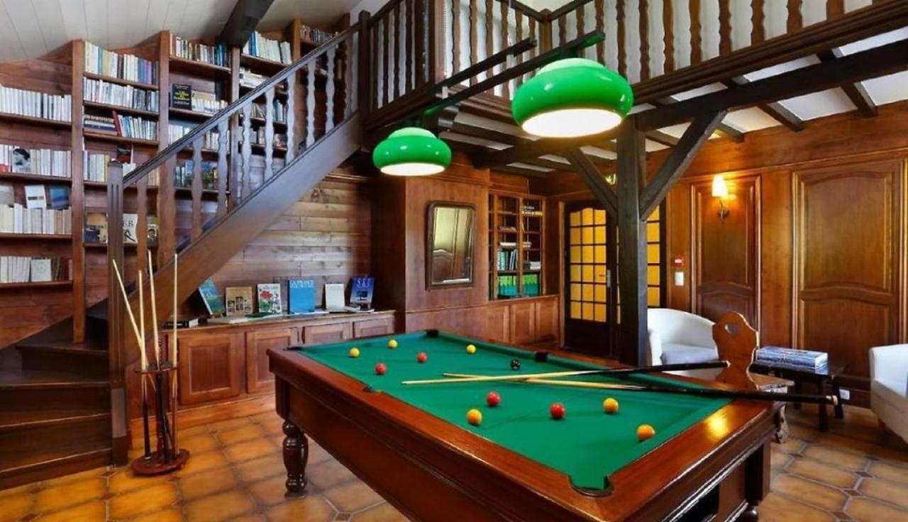 Les Roches 1500 Hotel Mieussy Buitenkant foto