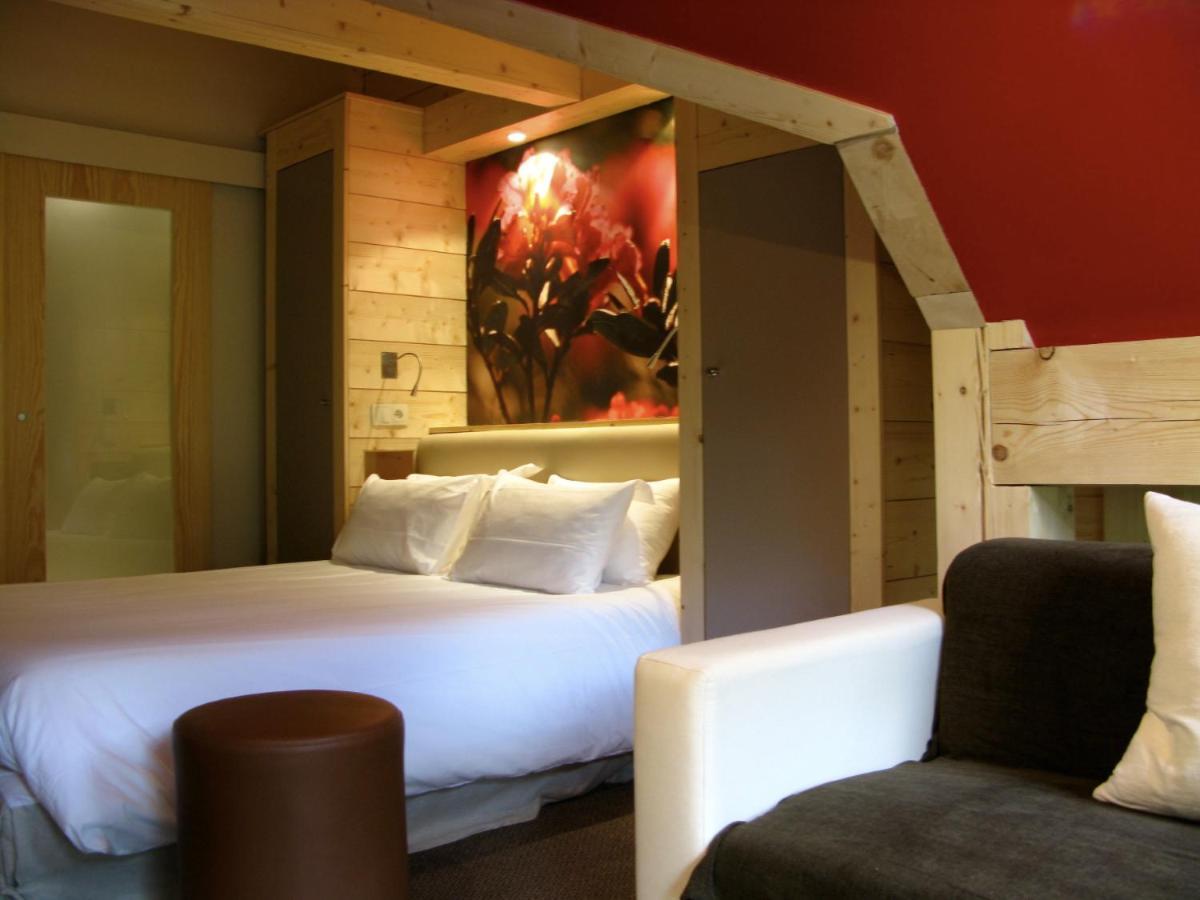 Les Roches 1500 Hotel Mieussy Buitenkant foto