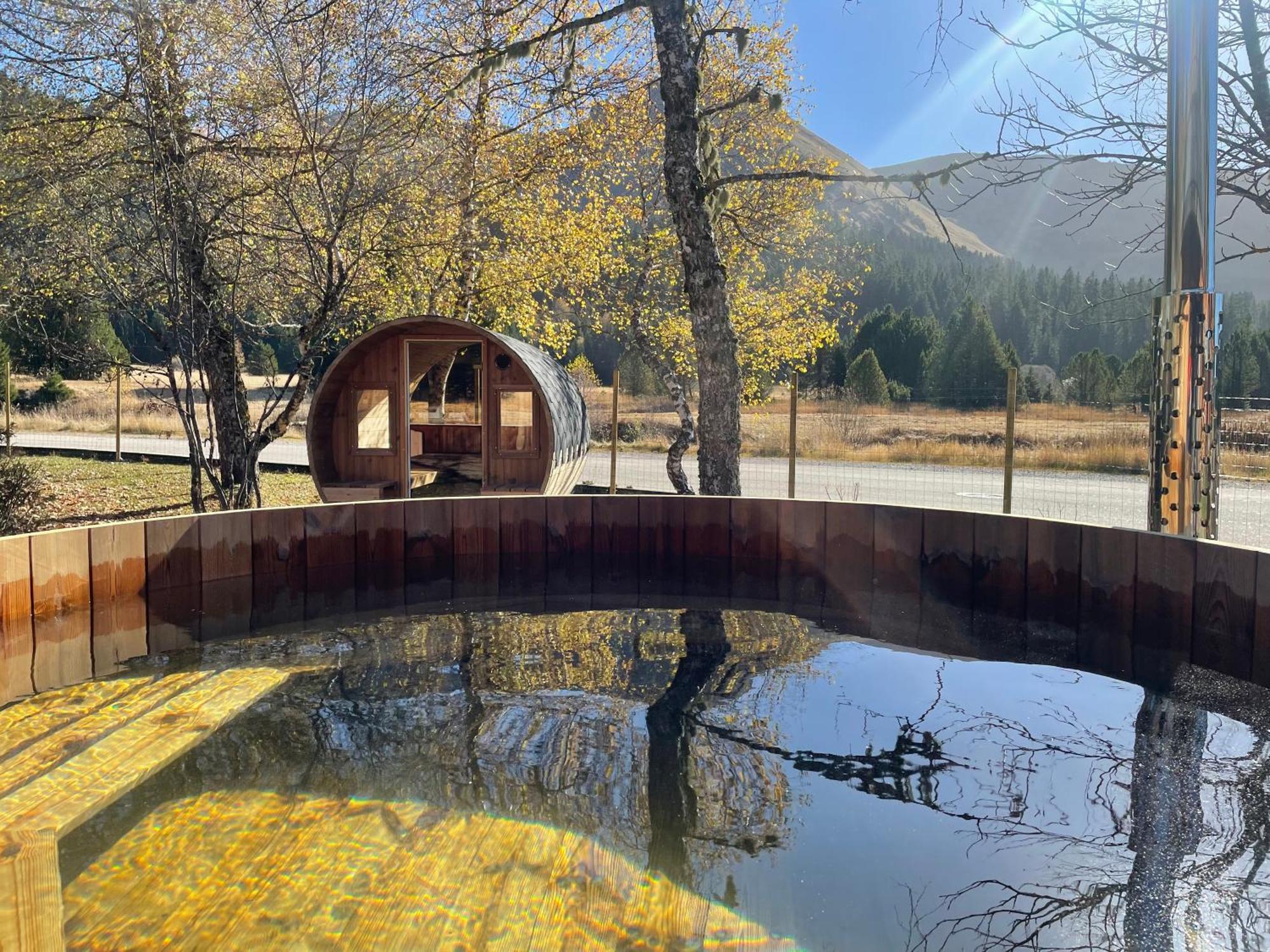 Les Roches 1500 Hotel Mieussy Buitenkant foto